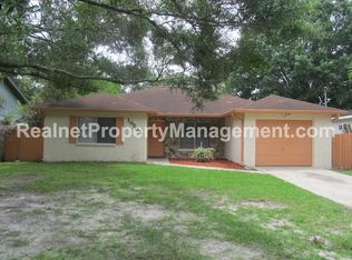 10207 N Oklawaha Ave, Tampa, FL 33617