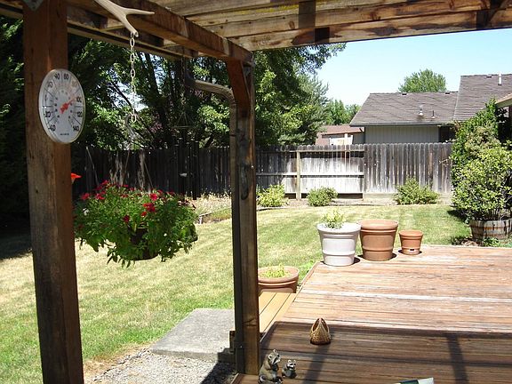 3rd image of 2673 Stonebrook Dr