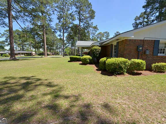 4th image of 122 Delacy St