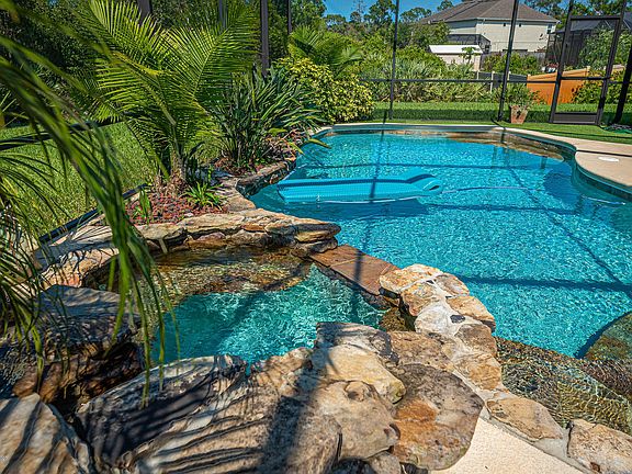 3rd image of 2920 Sereno Pointe Dr