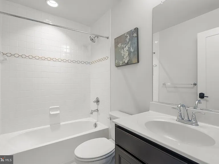 820 Thompson Cres #26 — Photo 34