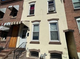 905 W Airy St, Norristown, PA