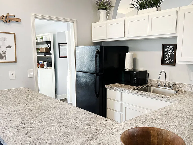Woodhills Apartments — Photo 16