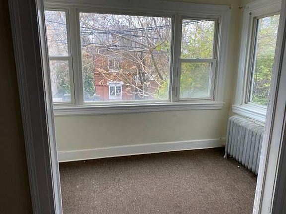 2nd image of 368 Westervelt Ave Floor 1