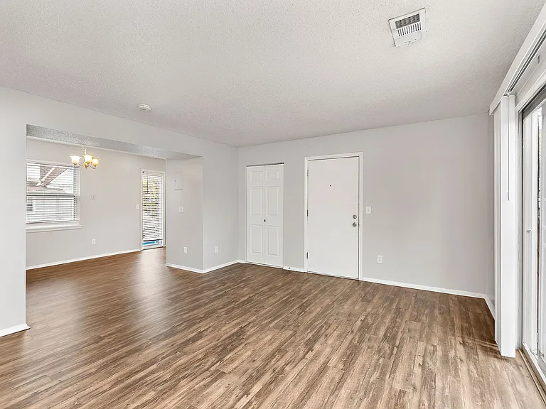 3635-3636 Baltimore Ave — Photo 35