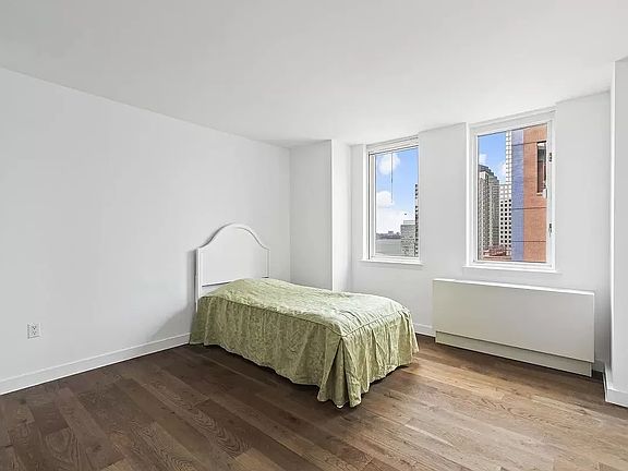 4th image of 225 Rector Pl APT 22H
