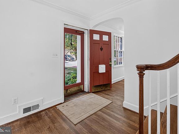 4th image of 3129 Worthington St NW