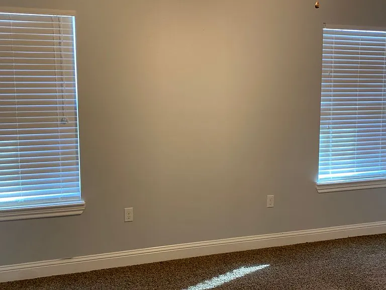 2225 Jadyn Ln — Photo 10