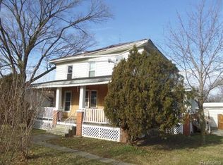 5353 Lapeer Rd, Burton, MI 48509