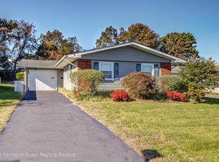 9 Keats Rd, Brick, NJ 08724