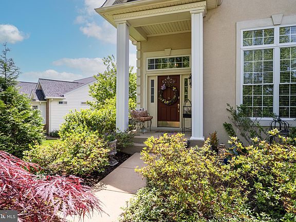 4th image of 15568 Alderbrook Dr