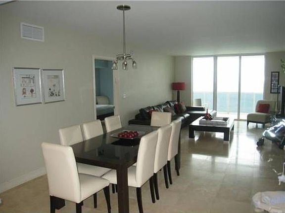 Living & Dining room