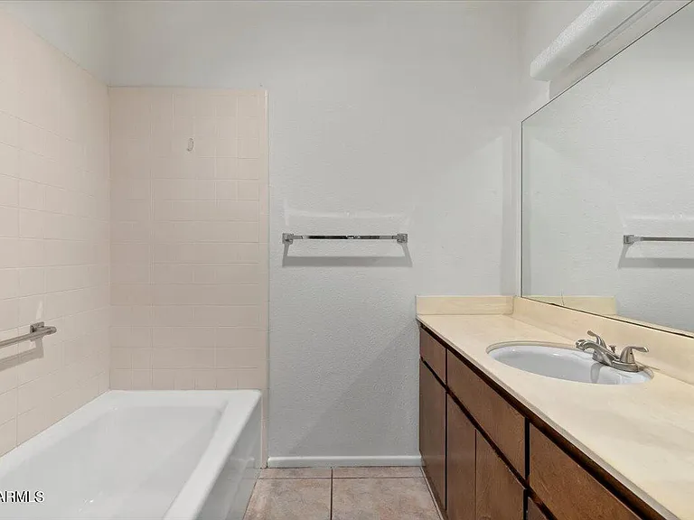 6438 E Butte St #2 — Photo 19