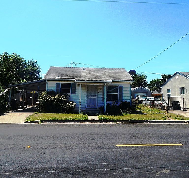 1st image of 2309 Michigan Blvd
