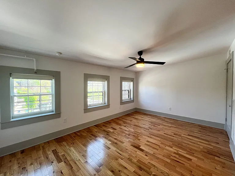 1338 Main Street — Photo 7