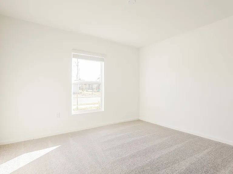 1338 Inkberry Cir — Photo 9