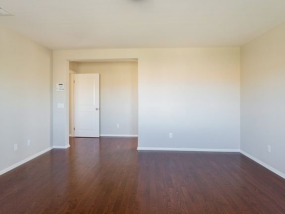 4th image of 29598 Pebble Creek Ct