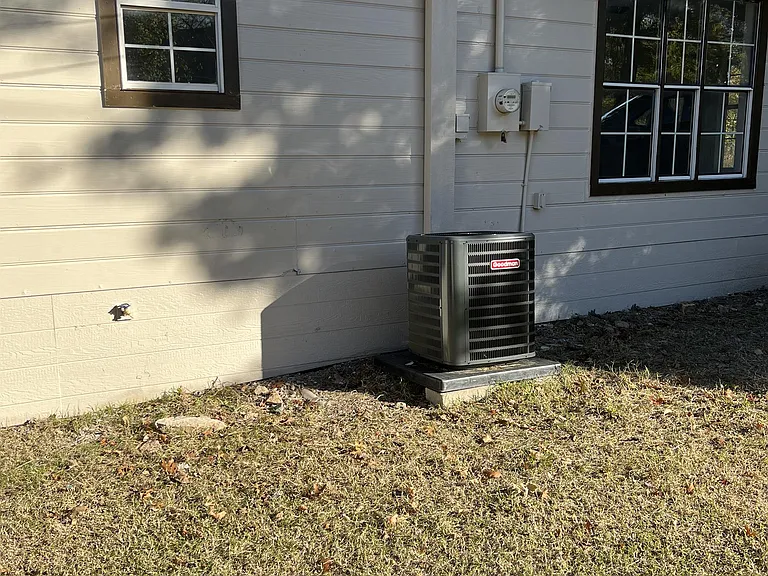 320 S 4th St — Photo 17