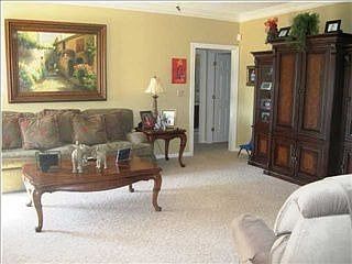 4th image of 1301 Teal Cir