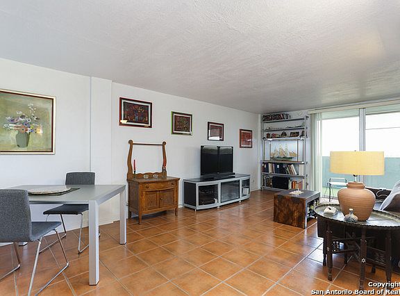 3rd image of 7039 San Pedro Ave APT 710