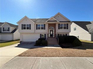 3853 White Pine Rd, Snellville, GA 30039