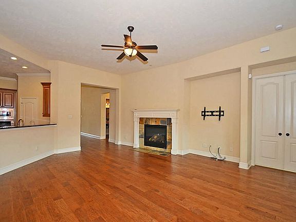 3rd image of 6114 Duke Trail Ln
