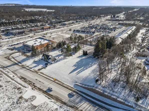 3395 Maybee Rd, Orion, MI 48359