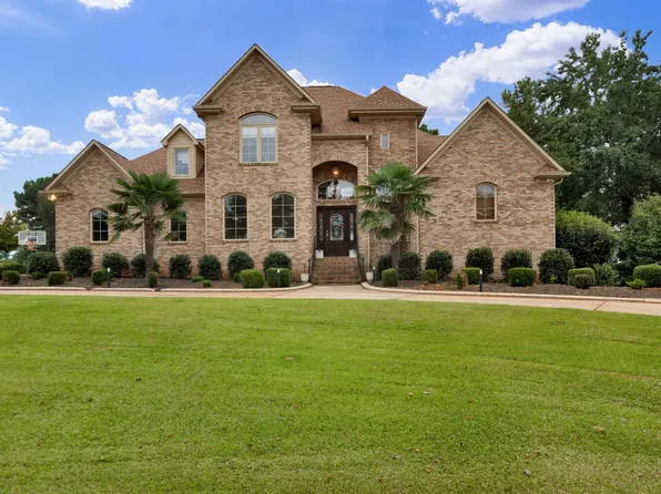 720 E Long Bay Dr, Inman, SC 29349