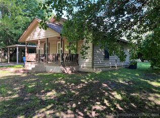 202 S Elm St, Chelsea, OK 74016