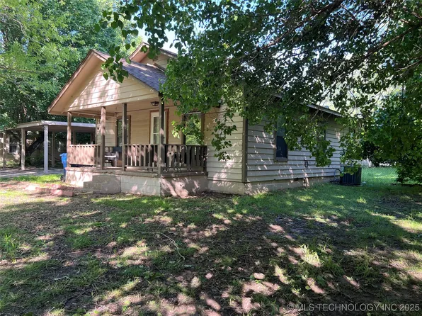202 S Elm St, Chelsea, OK 74016