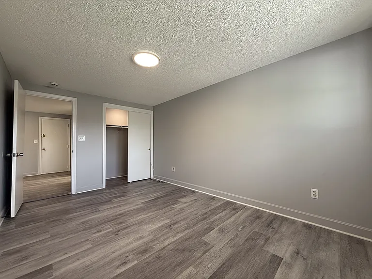 Delmont Estates — Photo 23