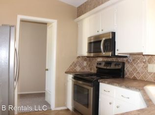 6920 NW Sprucewood Dr, Lawton, OK 73505