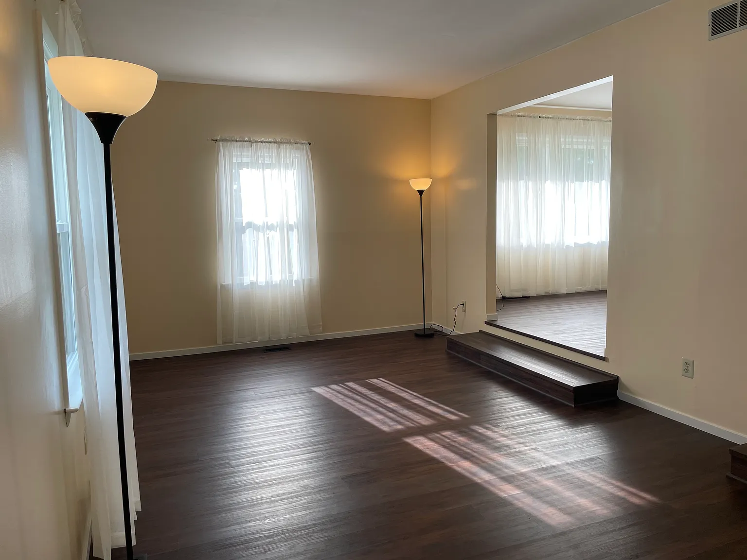 1561 James Ct — Photo 3