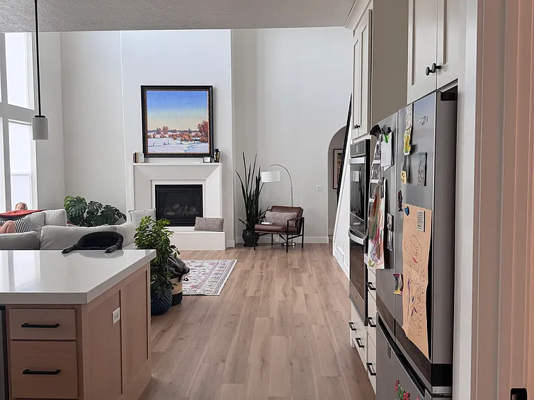 1457 N Arcadia Dr — Photo 8