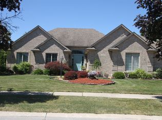 43175 Emily Dr, Sterling Heights, MI 48314