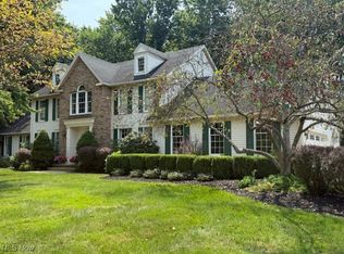 2082 Abner Ln, Hudson, OH