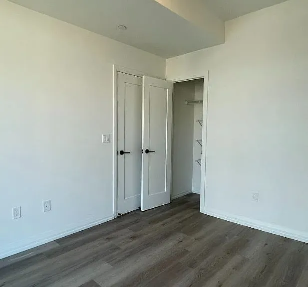 280 Dundas St W #1404 — Photo 13