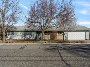 4026 Ironton Dr, West Richland, WA 99353
