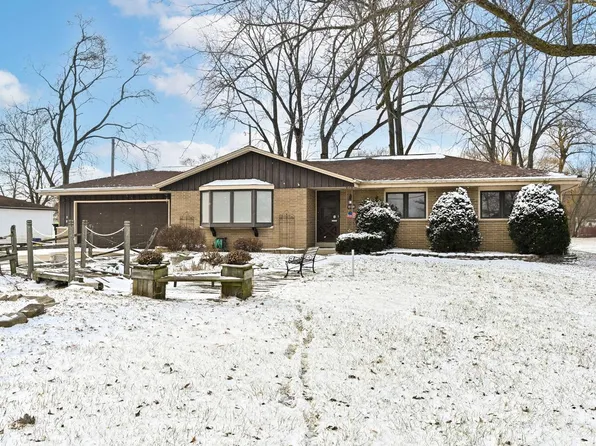 10211 South Nicholson ROAD, Oak Creek, WI 53154