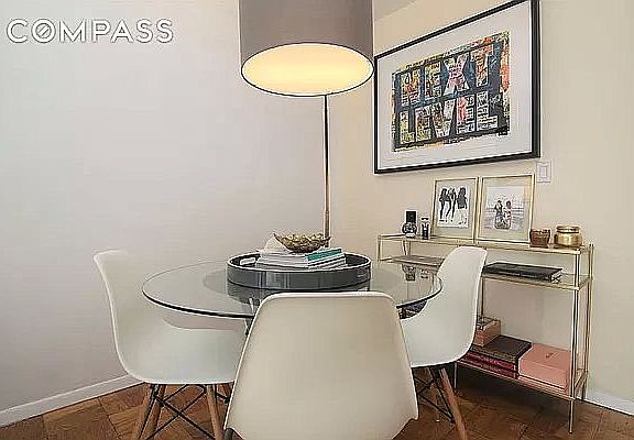 4th image of 159 W 53rd St APT 38C