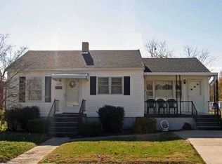 613 E 1st Ave, Huntingburg, IN 47542