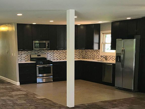 2nd image of 1816 E Park Pl