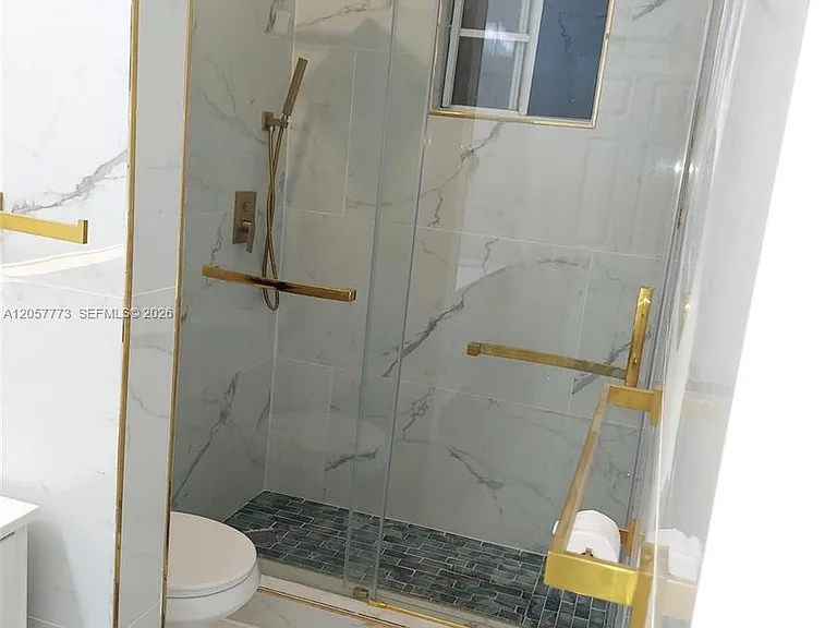 8106 SW 17th Ct #0 — Photo 5