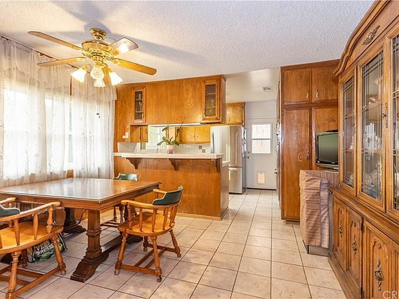 3rd image of 13790 Oro Grande St