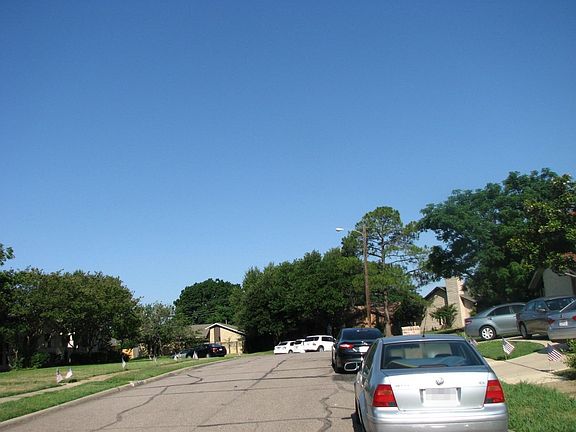 5th image of 3834 Eugene Ct S