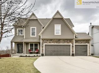 999 S Cedar Hills St, Olathe, KS 66061