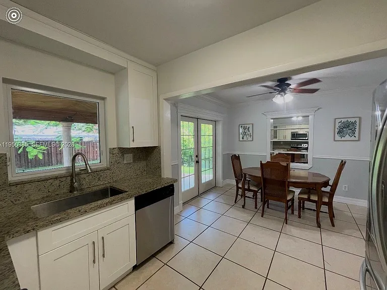 3614 SW 58th Ave — Photo 16