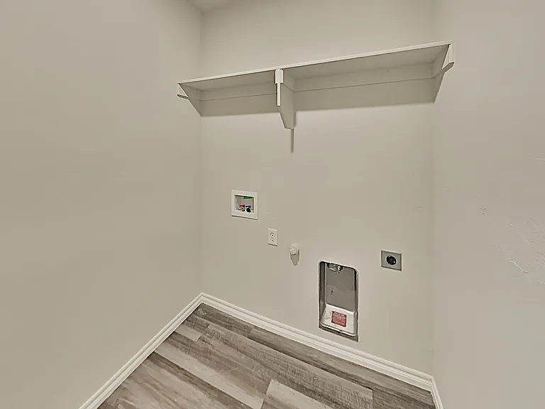 2516 Caden Ct — Photo 17