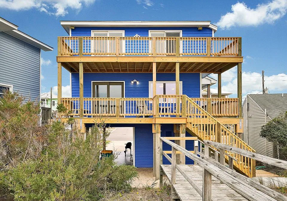 819 S Fort Fisher Blvd