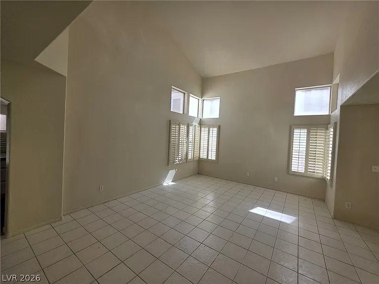 8008 Dover Shores Ave — Photo 34